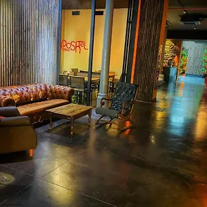 Hostal Poshtel - Premium 