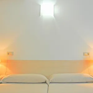 Residencia Universitaria Resa Sant Jordi , Tarragone Espagne